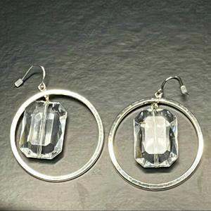 𝅺AVON Hoop Earrings with Clear Bead Accents